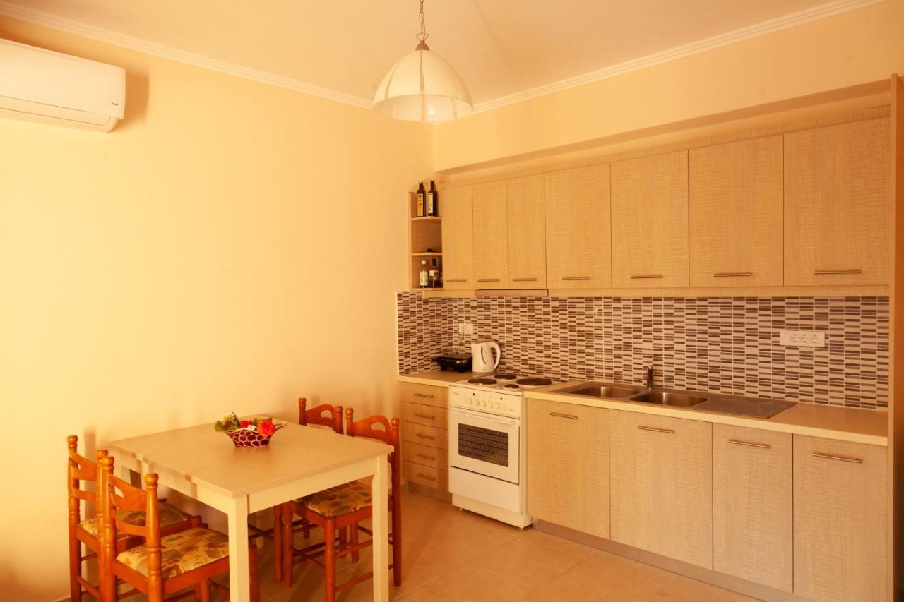 Tsoutsis Apartments Marandokhórion Bagian luar foto